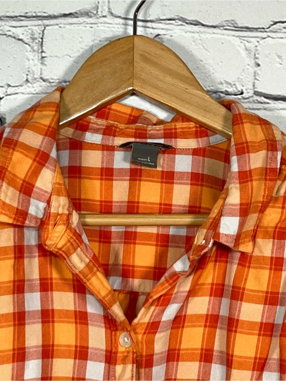 Eddie Bauer Plaid Shirt Womens Size Large Orange Button Up Cuffed Sleeves - Picture 3 of 12